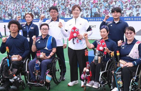 장미란 차관, 파리패럴림픽에 도전하는 우리 국가대표 선수들을 격려합니다 썸네일 이미지