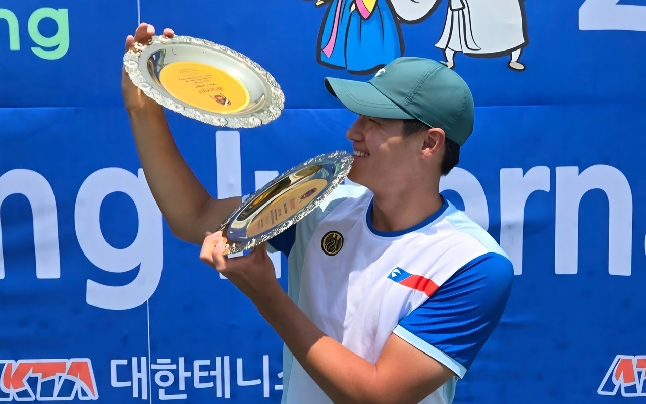 테니스 선수 권순우, '병역 의무 이행 중' ITF 안동국제대회에서 2관왕 차지 썸네일 이미지