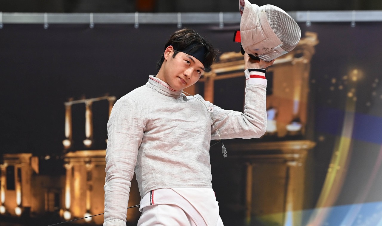 펜싱 세계랭킹 1위 오상욱, 국가대표 선발전에서 남자 사브르 부문 우승을 차지하며 ‘금메달’ 획득 썸네일 이미지