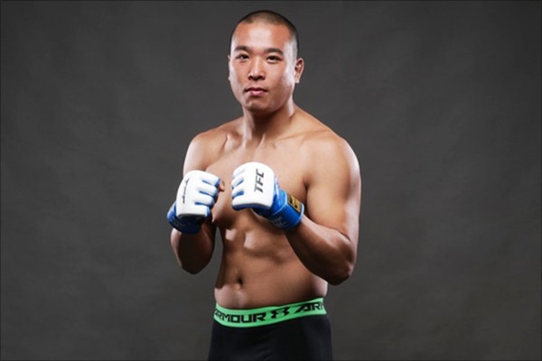 파크 준용과 나우르디예프, 진흙탕 체력전 예고…UFC 바쿠 이벤트 흥미 집중! 썸네일 이미지
