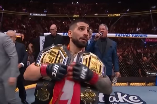 일리아 토푸리아, UFC 무패 기록을 이어가며 올리베이라를 1라운드 KO로 완파하여 두 체급 석권을 차지하다 썸네일 이미지