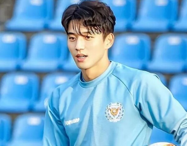 '홍명보호' 동아시안컵 위기, 핵심 공격수 전진우 부상으로 정승원이 대체 인재로 떠오를까? 썸네일 이미지