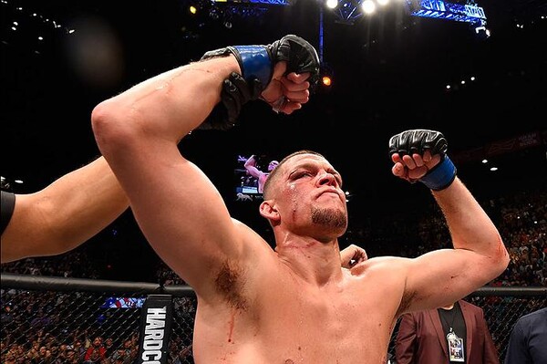 네이트 디아즈, 맥그리거와의 3차전 요청! UFC 복귀전 성사될까? 썸네일 이미지