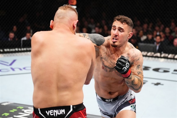 UFC 321 헤비급 대결을 앞둔 톰 아스피날과 시릴 간과, 긴장 고조! "방심은 없다" 썸네일 이미지